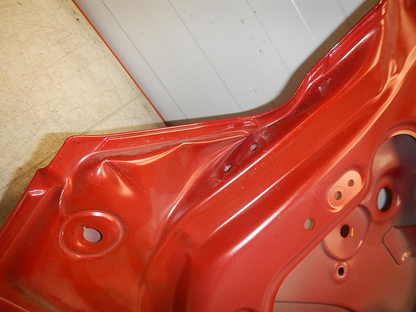 Дверь багажника