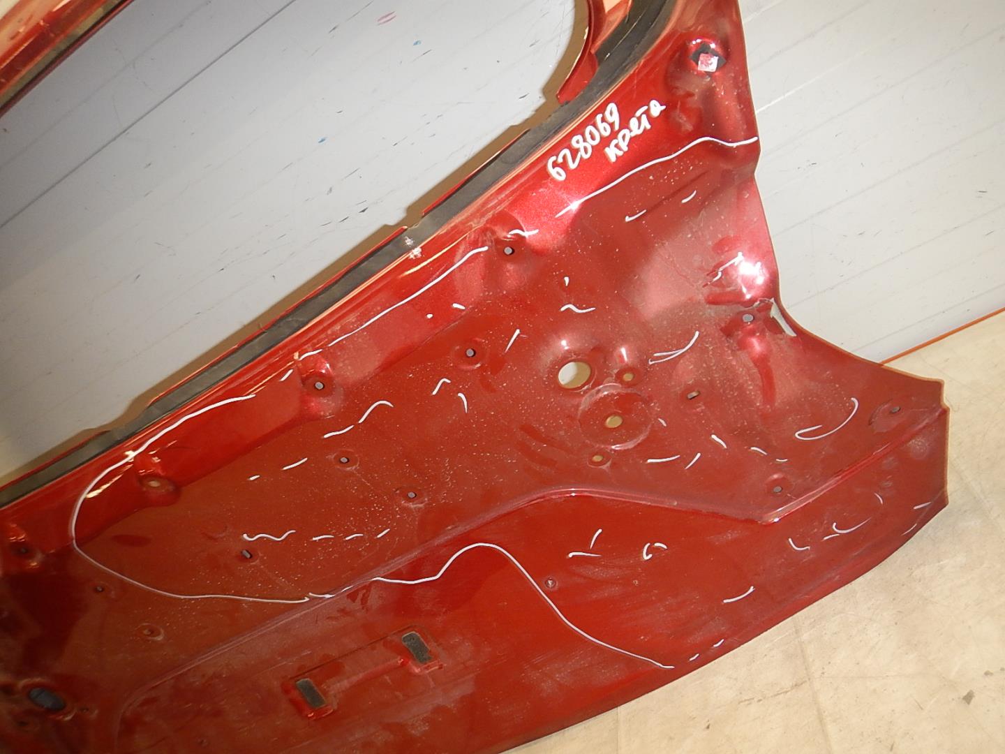 Дверь багажника