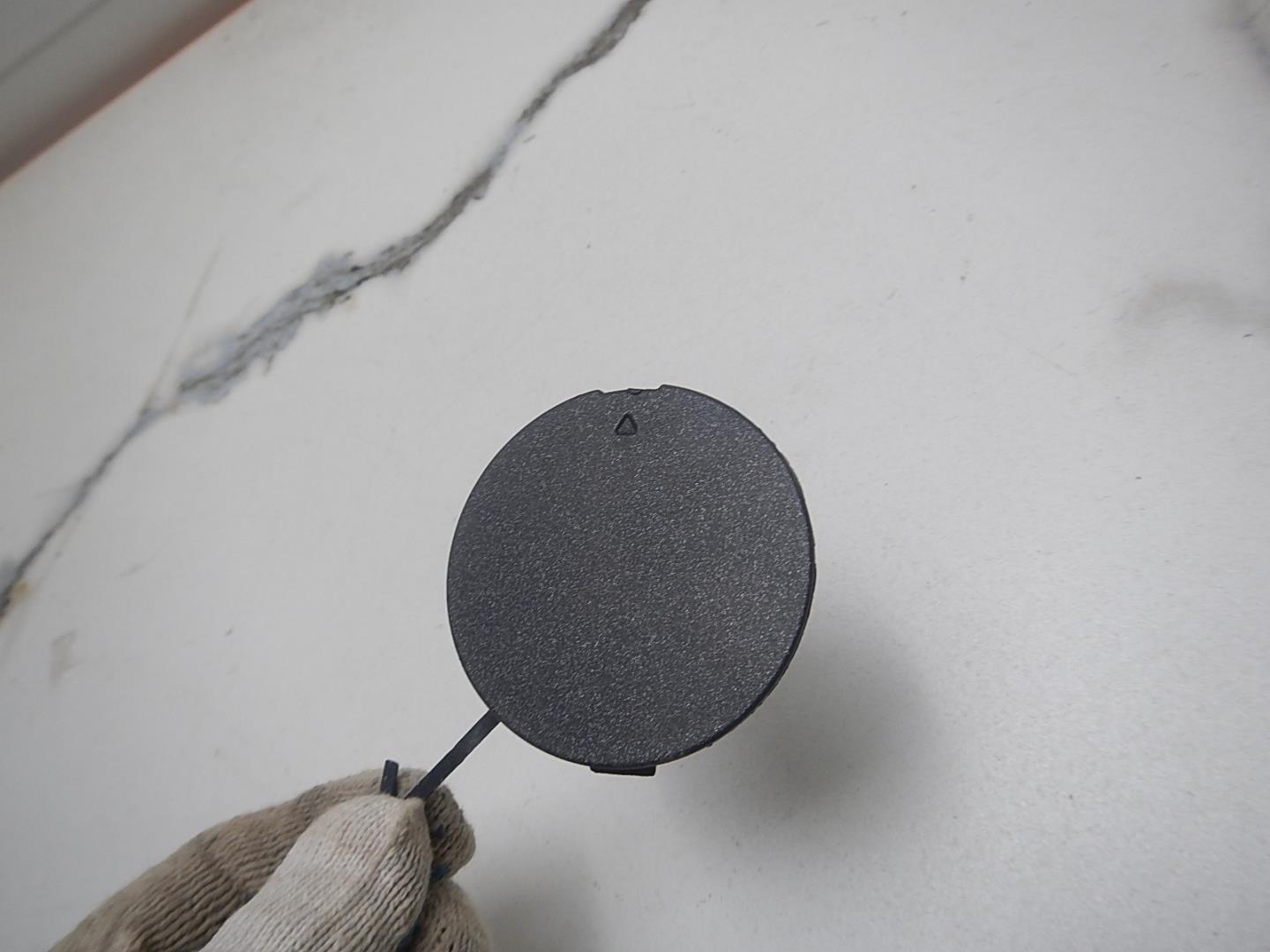 Заглушка буксировочного крюка