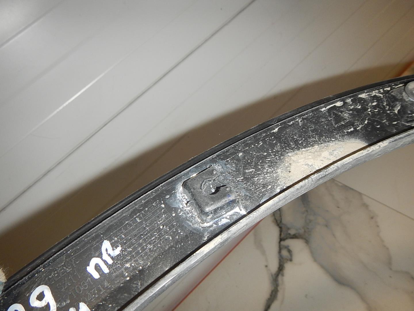 Накладка на крыло