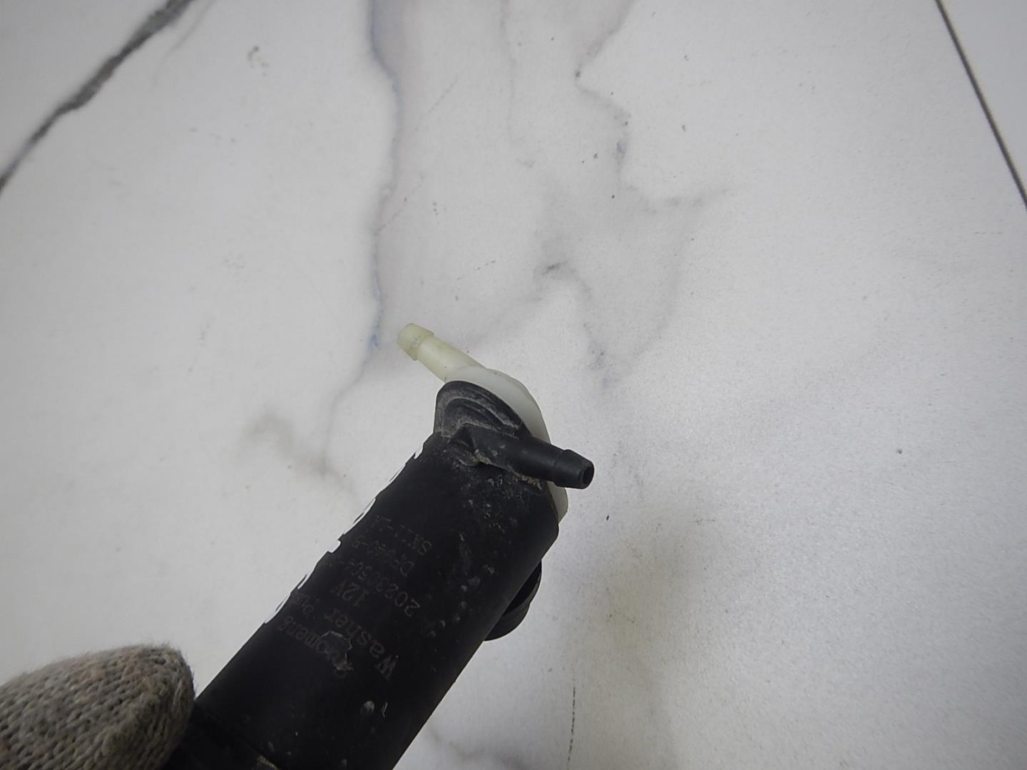 Насос омывателя фар