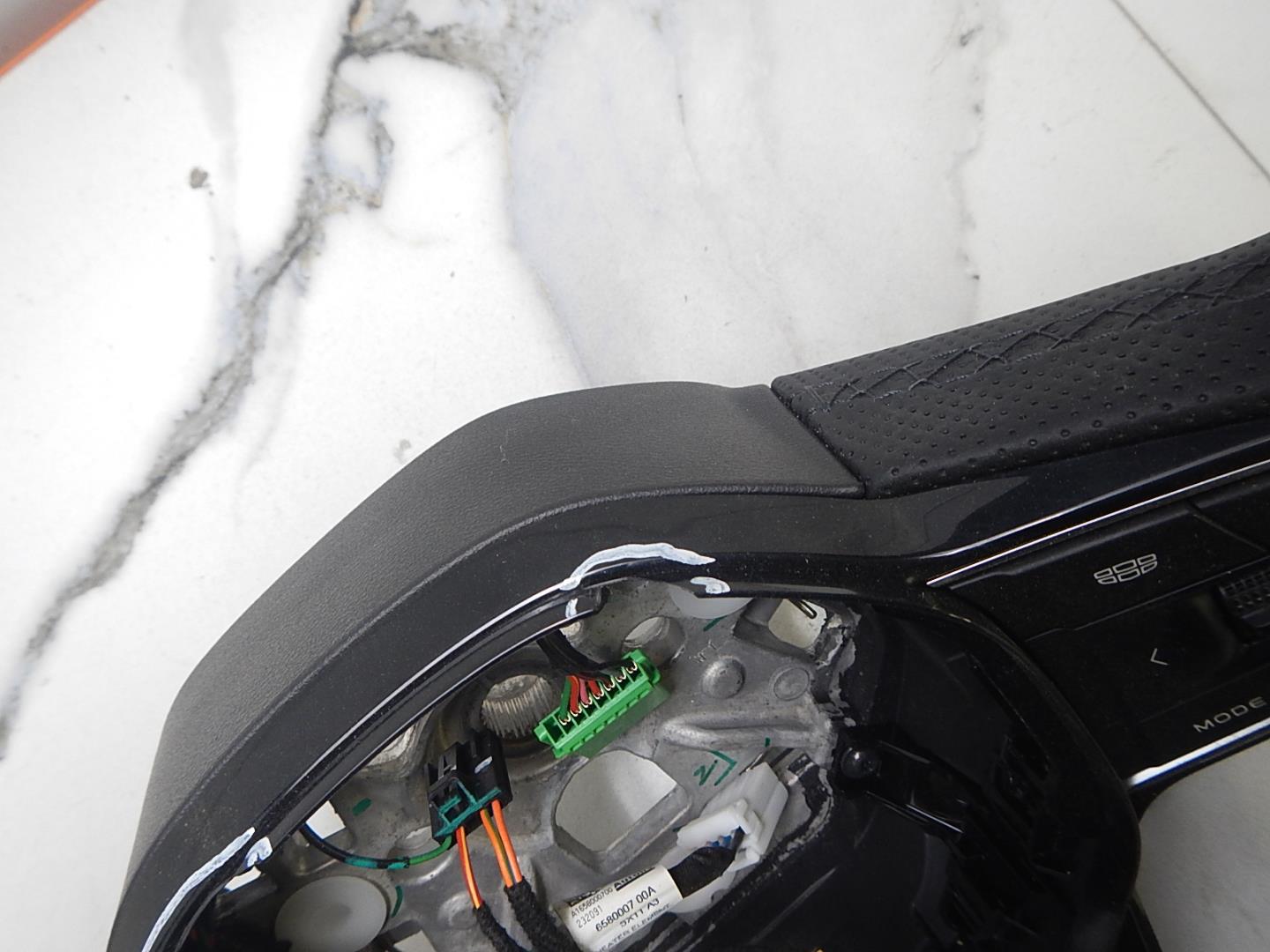 Рулевое колесо (руль)