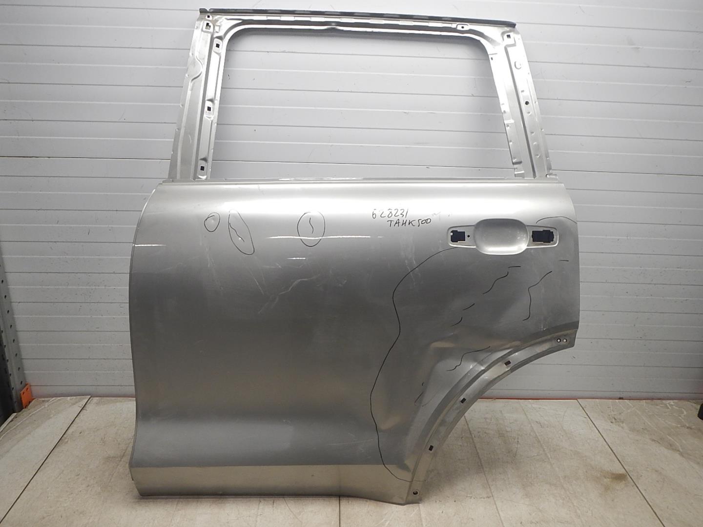 Дверь задняя левая
