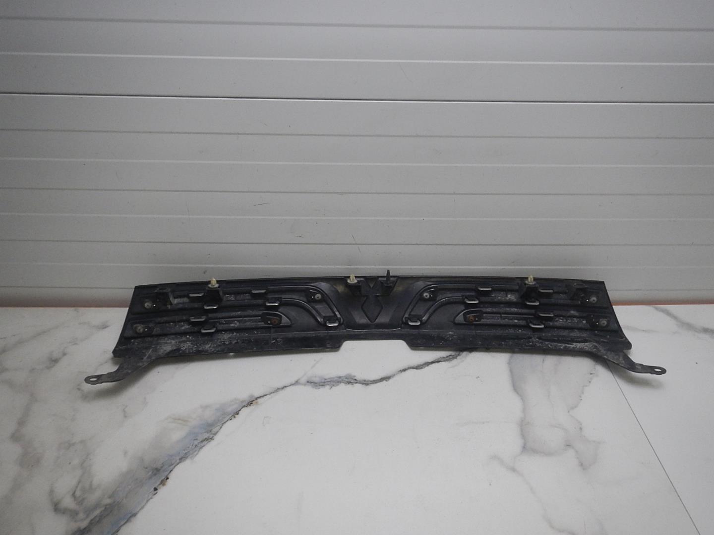 Решетка радиатора