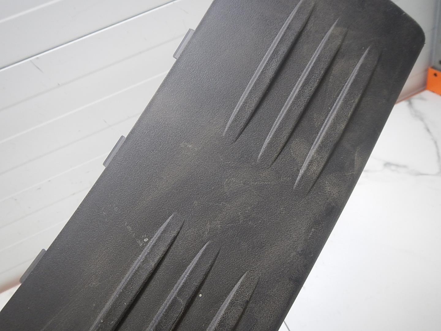 Накладка заднего бампера