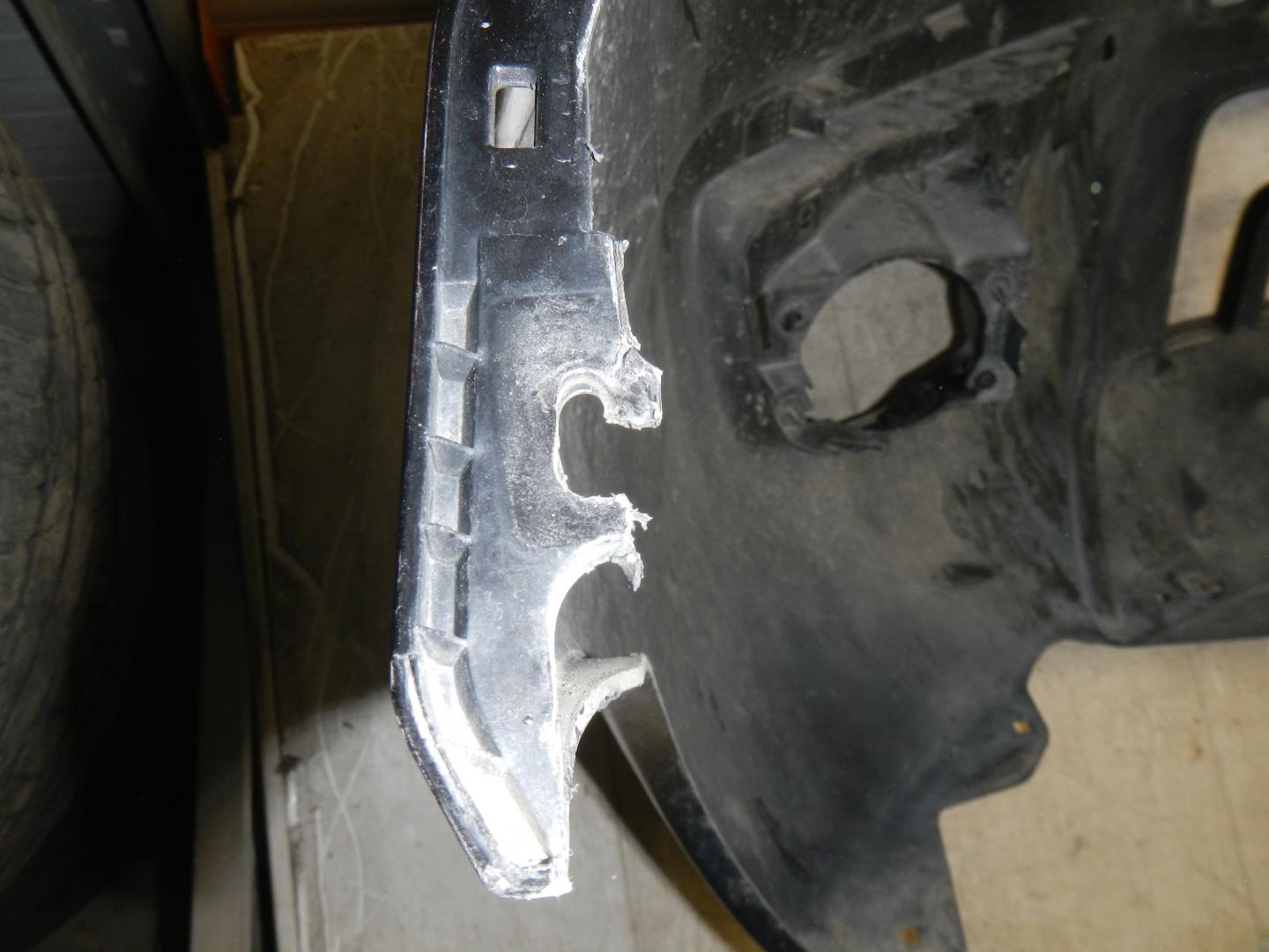 Бампер передний