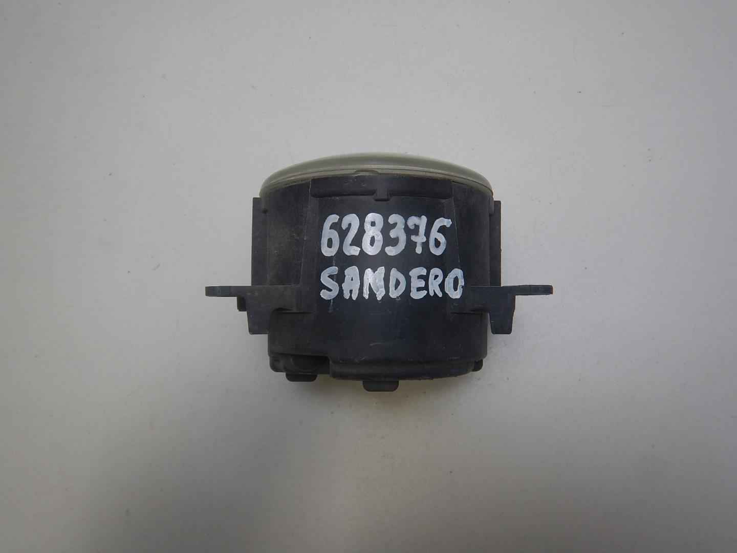 Фара противотуманная левая