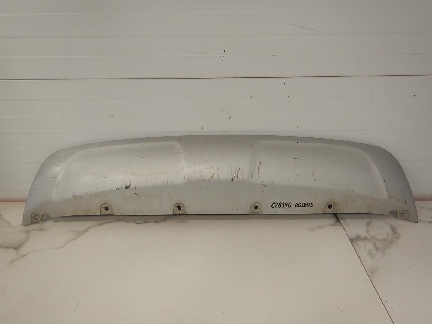 Накладка переднего бампера