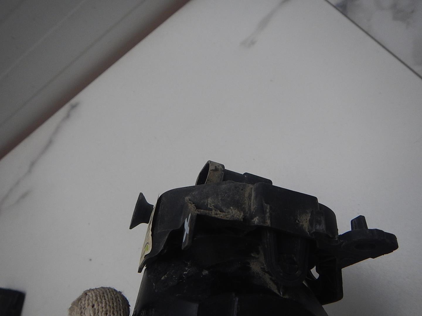 Фара противотуманная левая