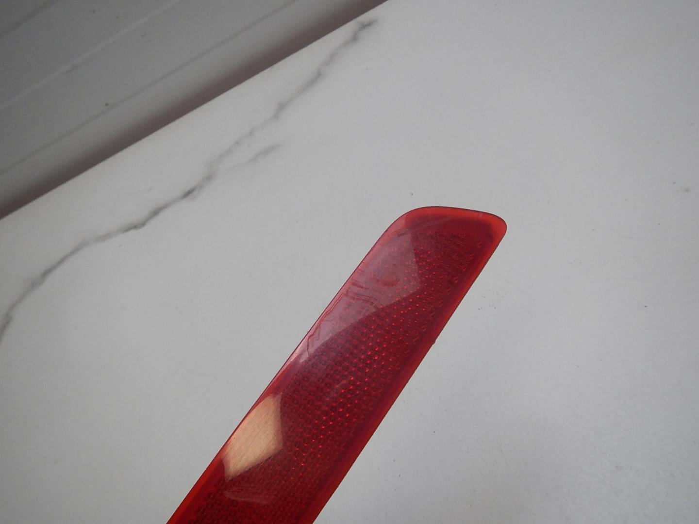 Отражатель в бампер задний правый