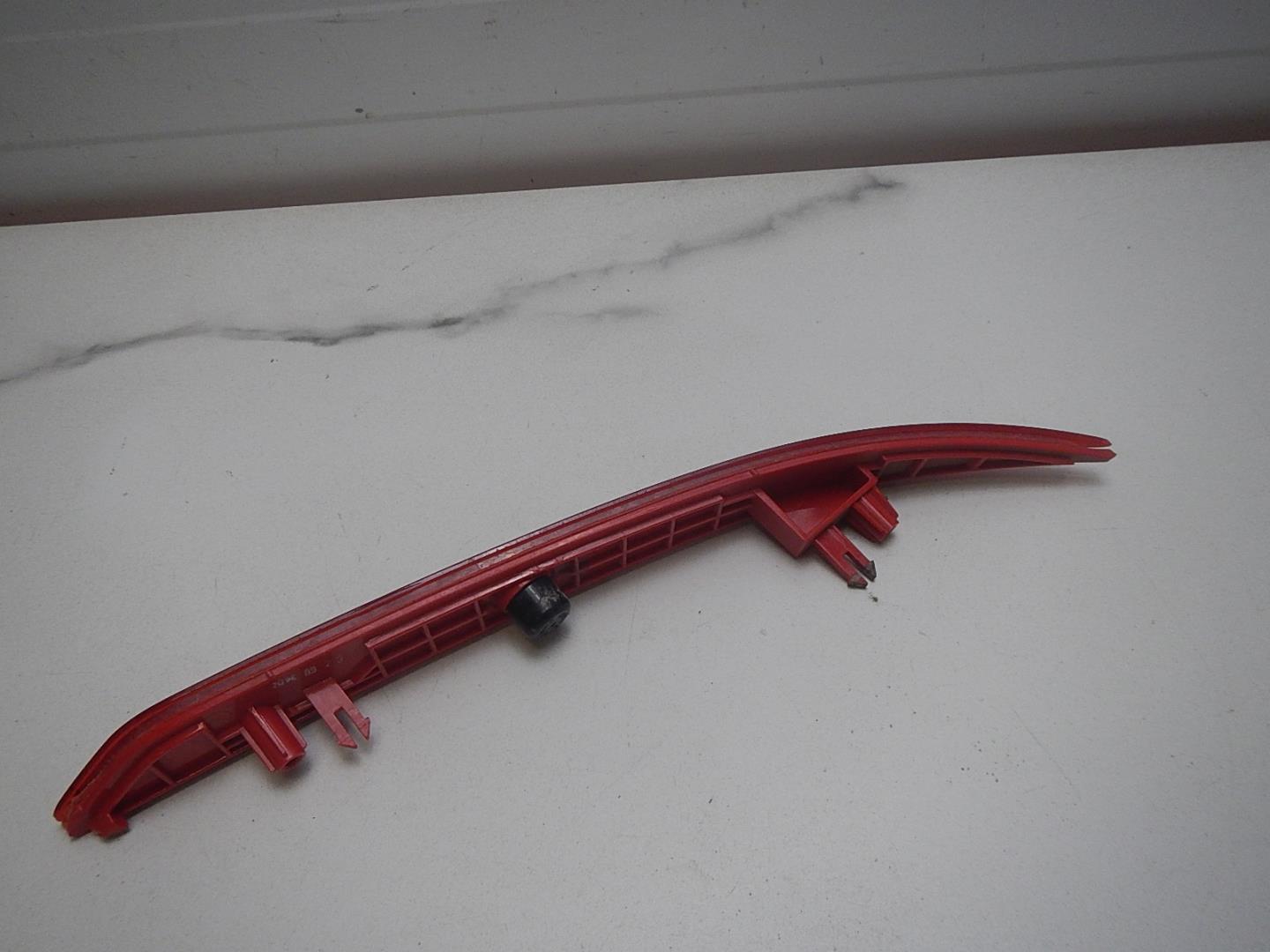 Отражатель в бампер задний правый