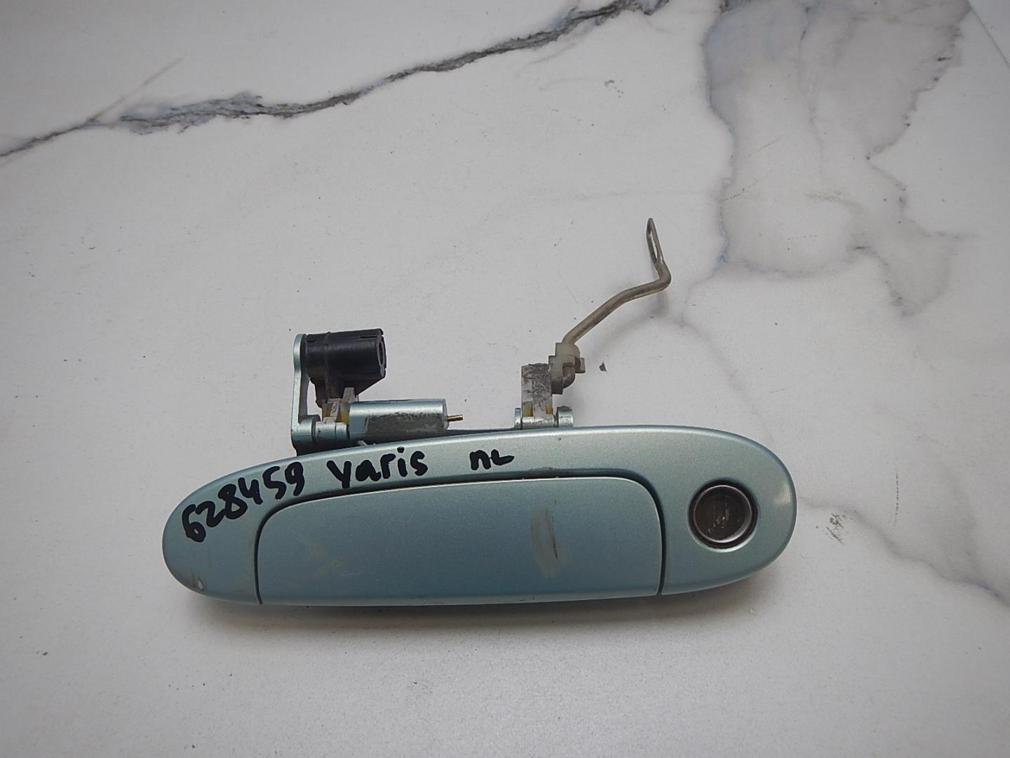 Ручка двери передней наружная левая