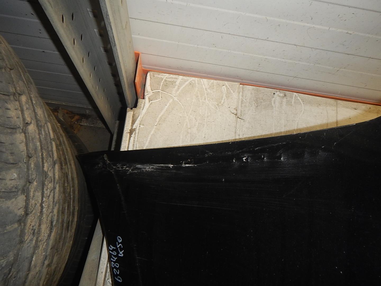 Бампер задний