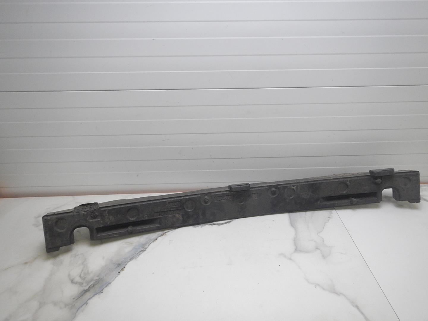 Наполнитель переднего бампера