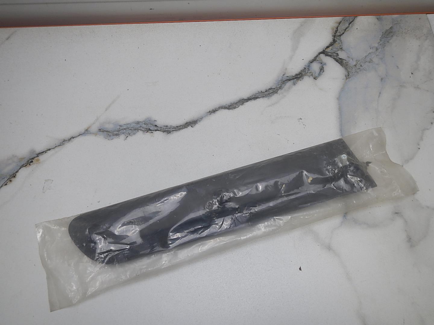 Накладка заднего крыла левого