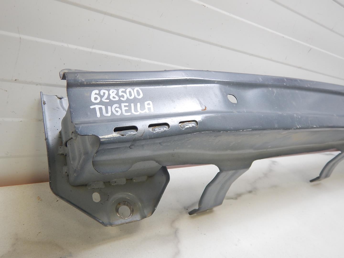 Усилитель заднего бампера