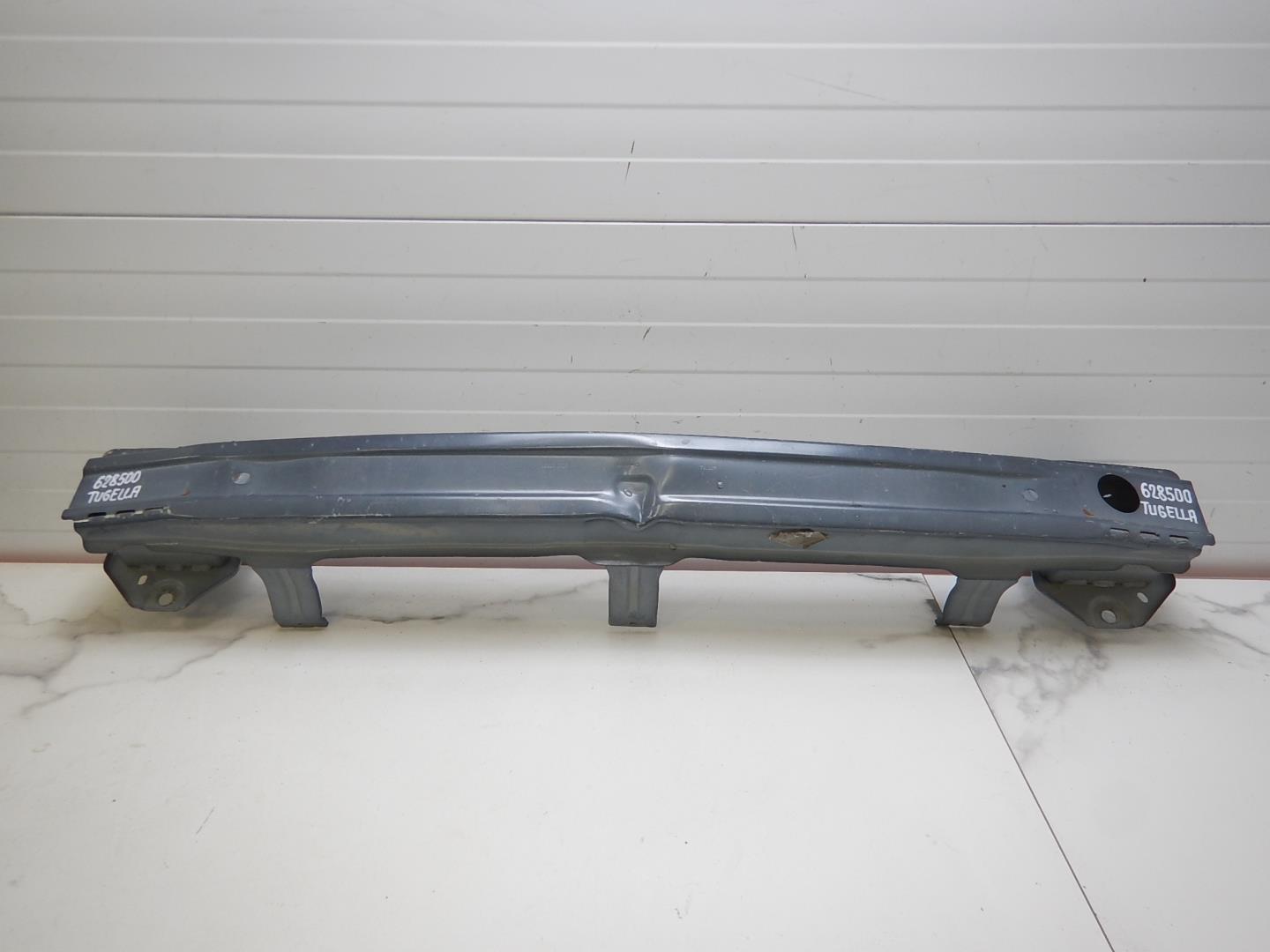 Усилитель заднего бампера