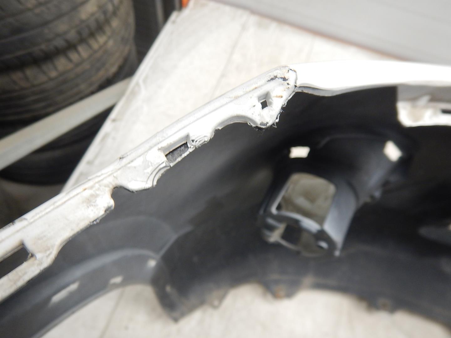 Бампер передний