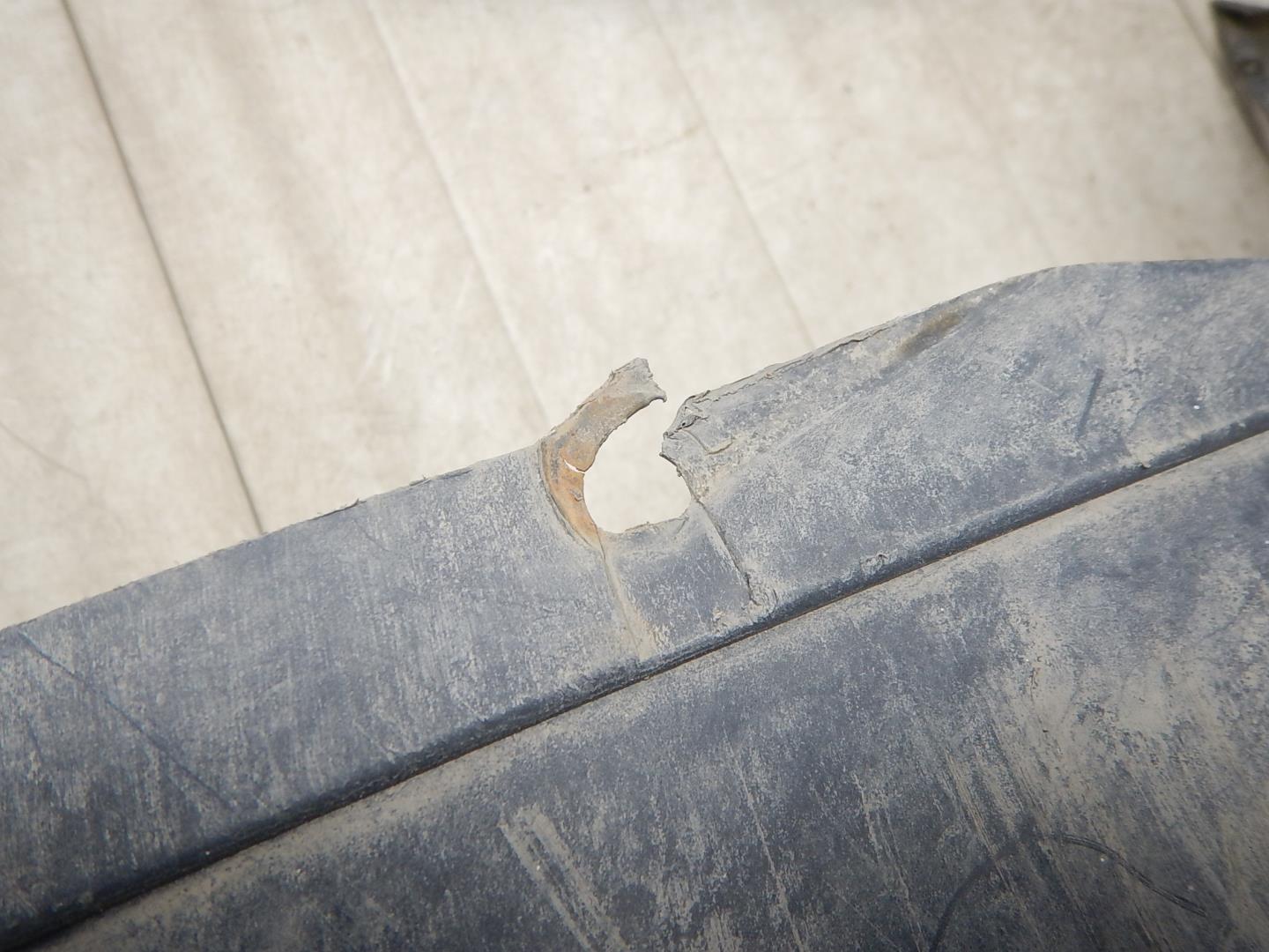 Бампер передний