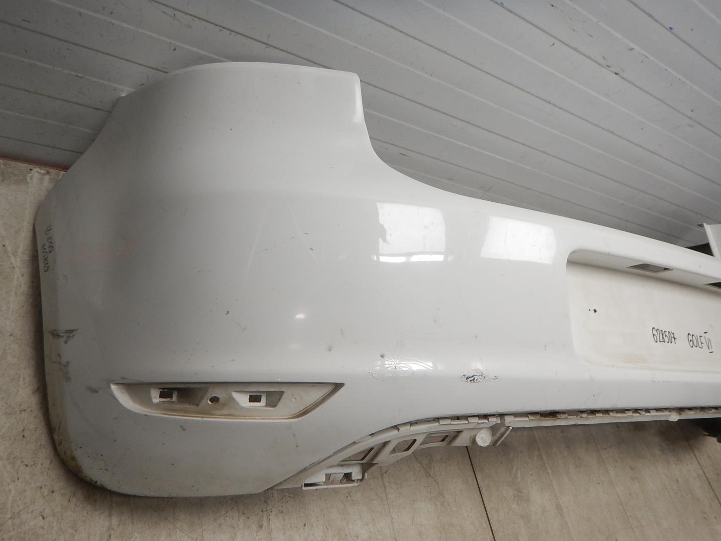 Бампер задний