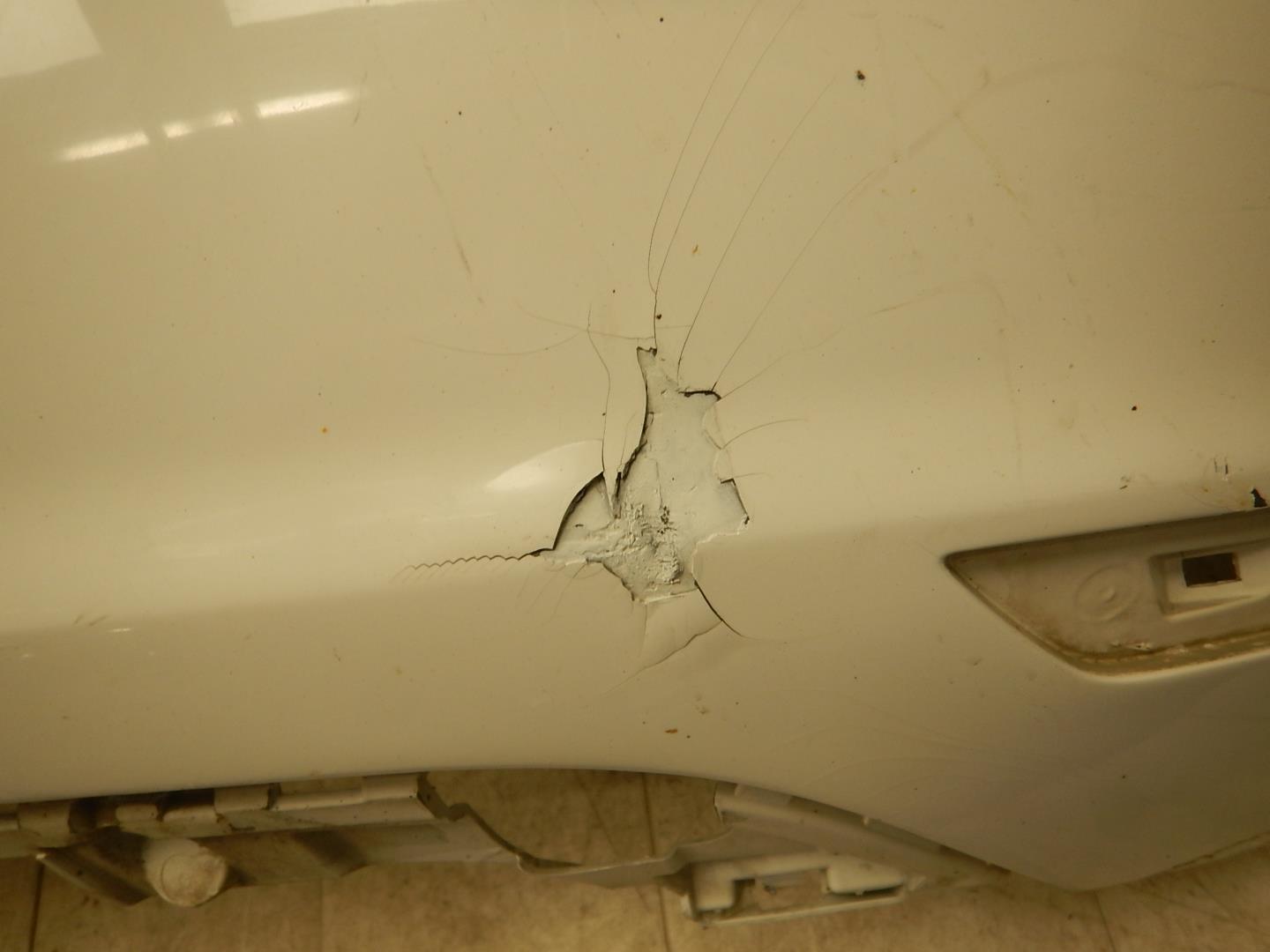 Бампер задний