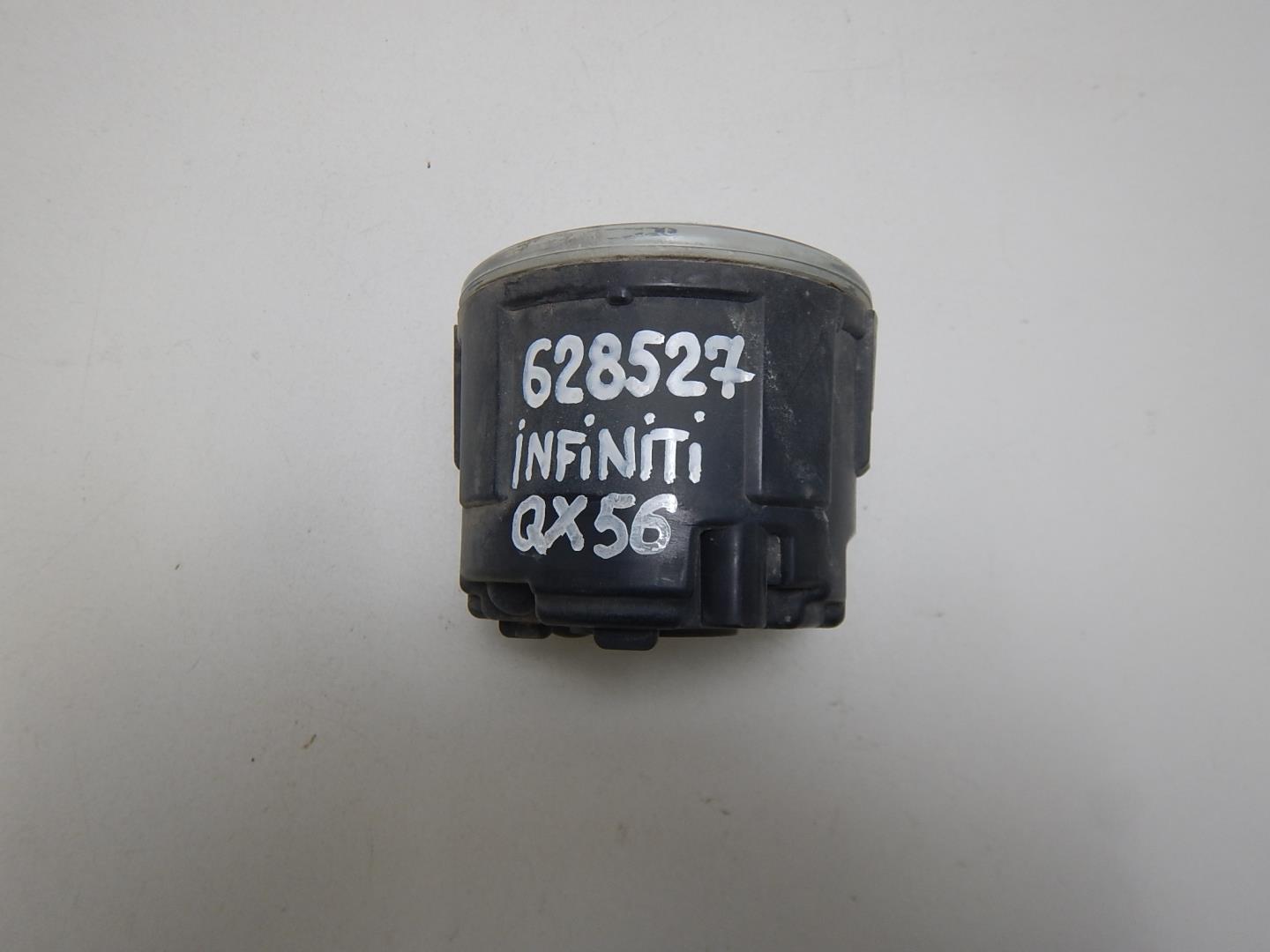 Фара противотуманная левая