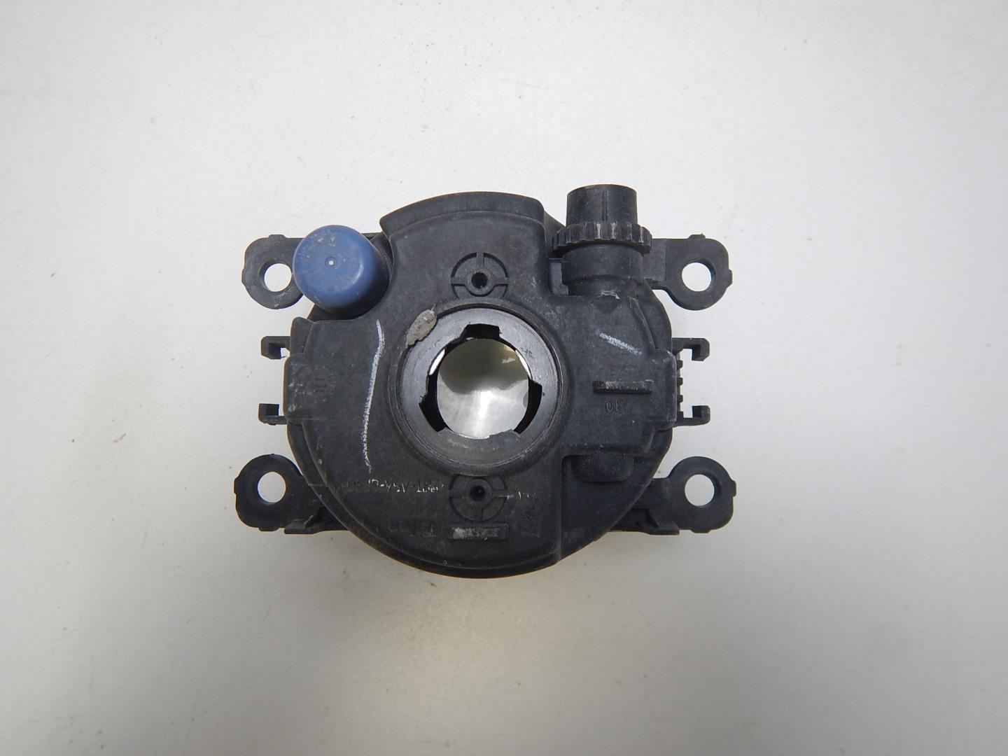 Фара противотуманная левая