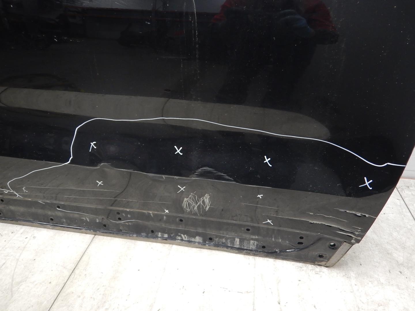 Дверь передняя правая