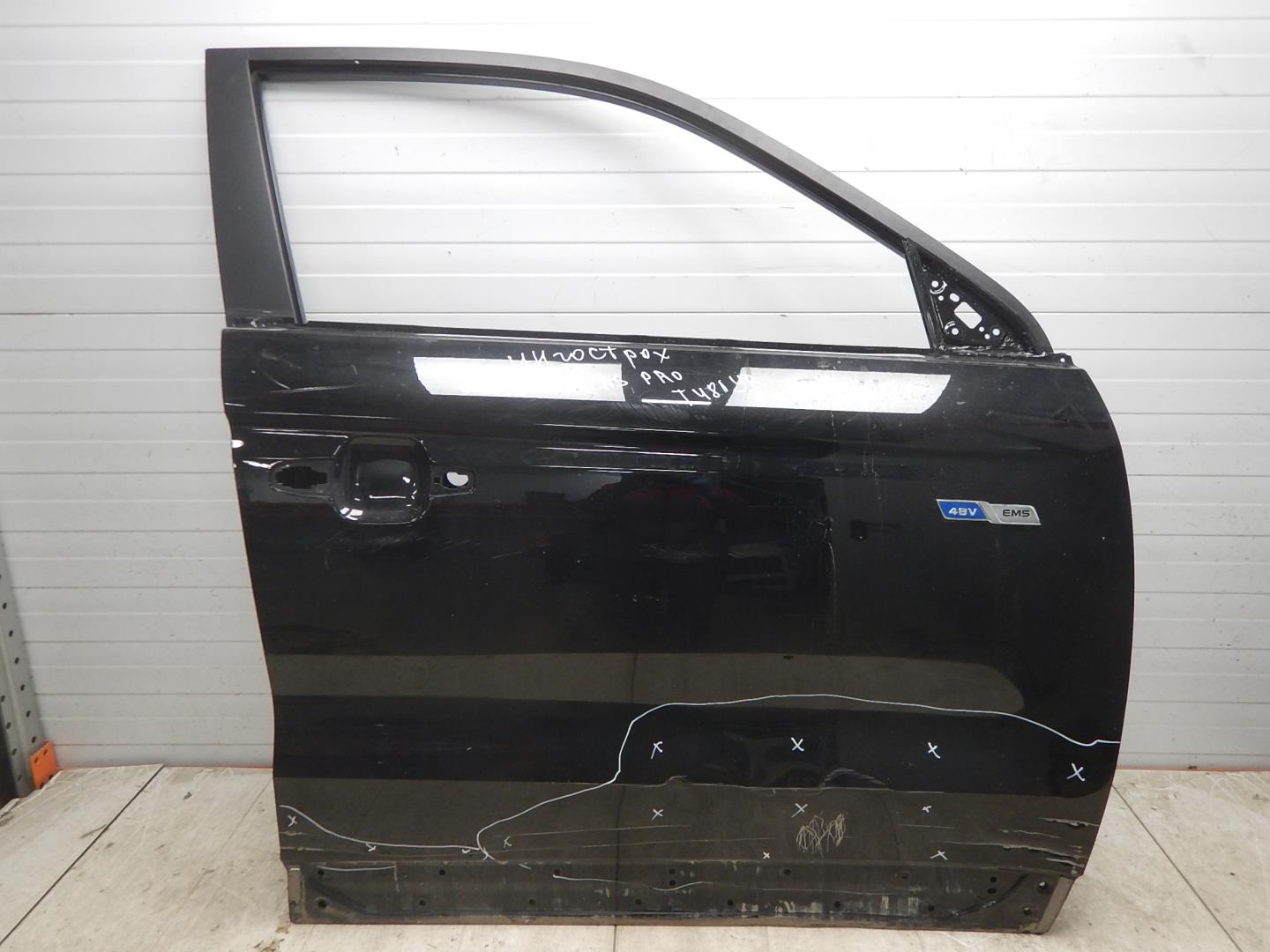 Дверь передняя правая