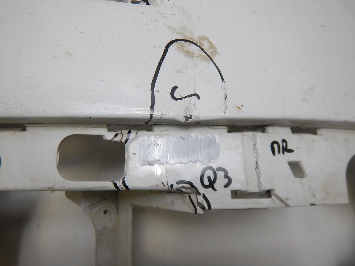 Бампер передний