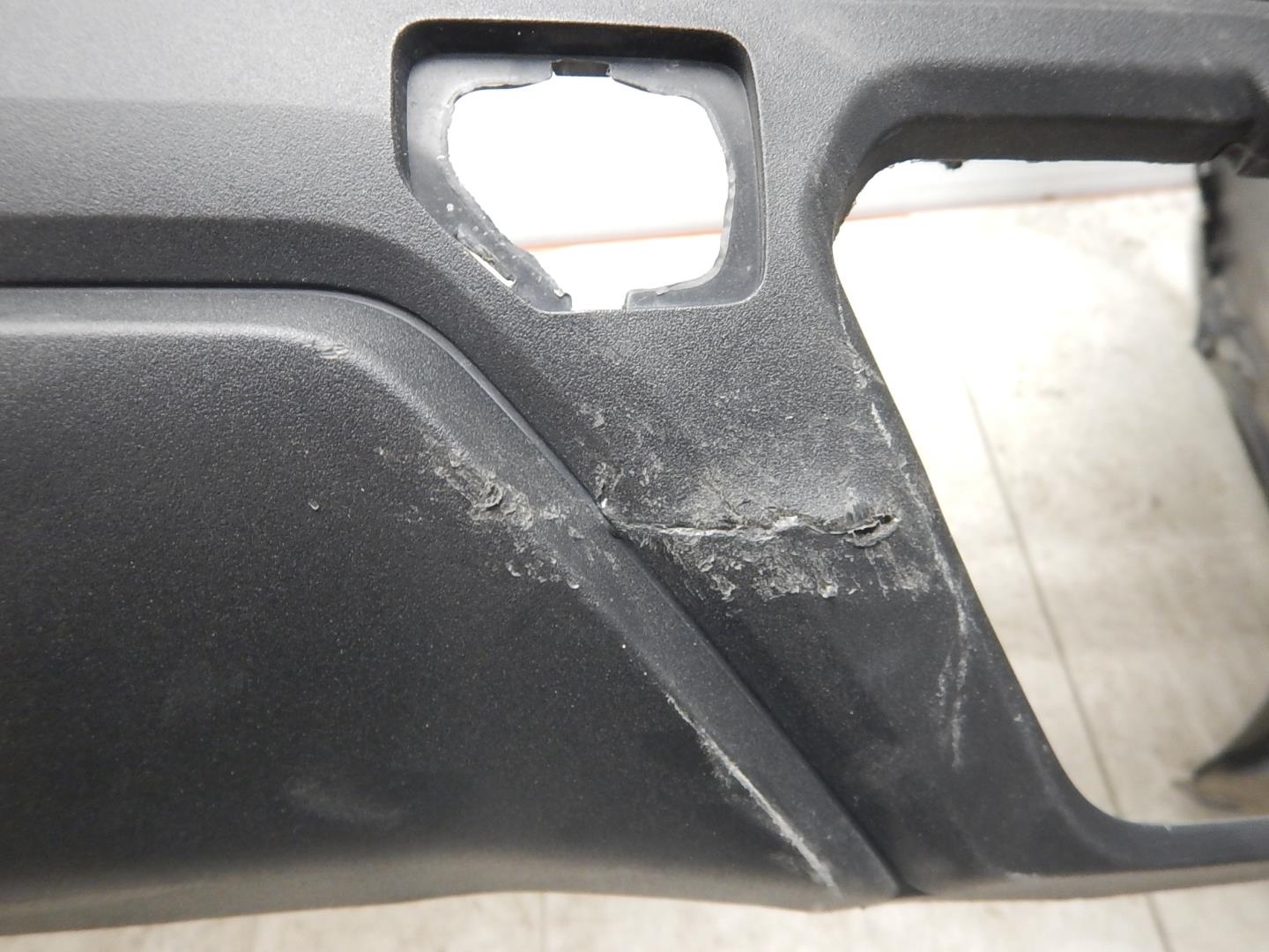 Бампер задний