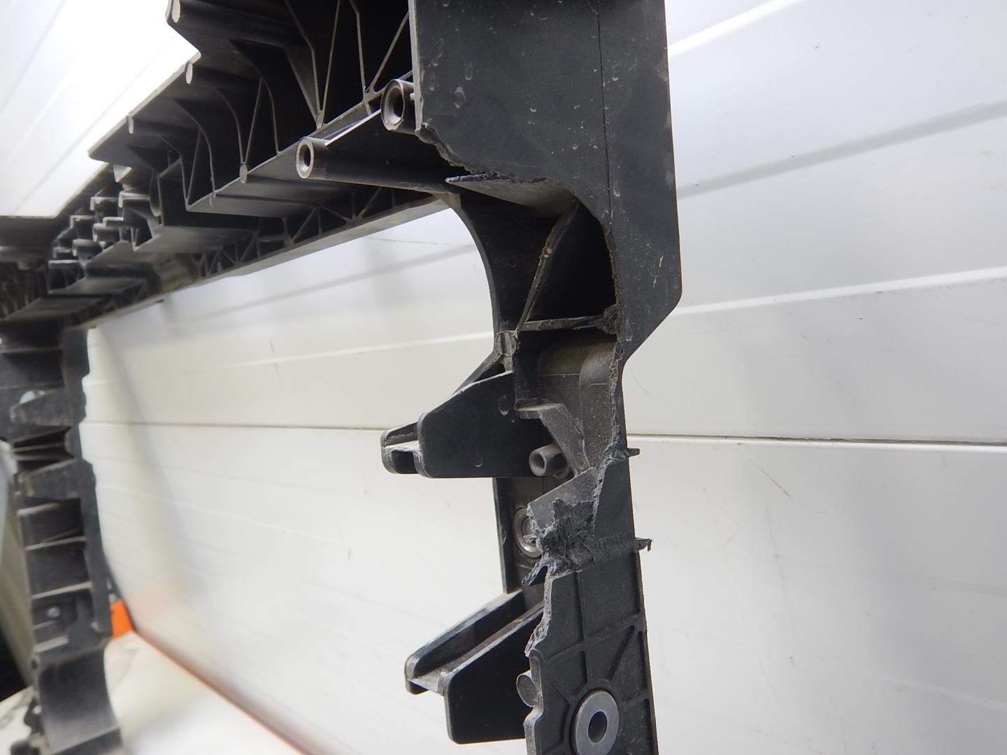 Панель передняя (телевизор)