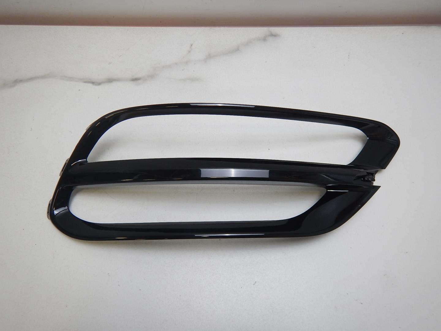 Накладка заднего бампера левая