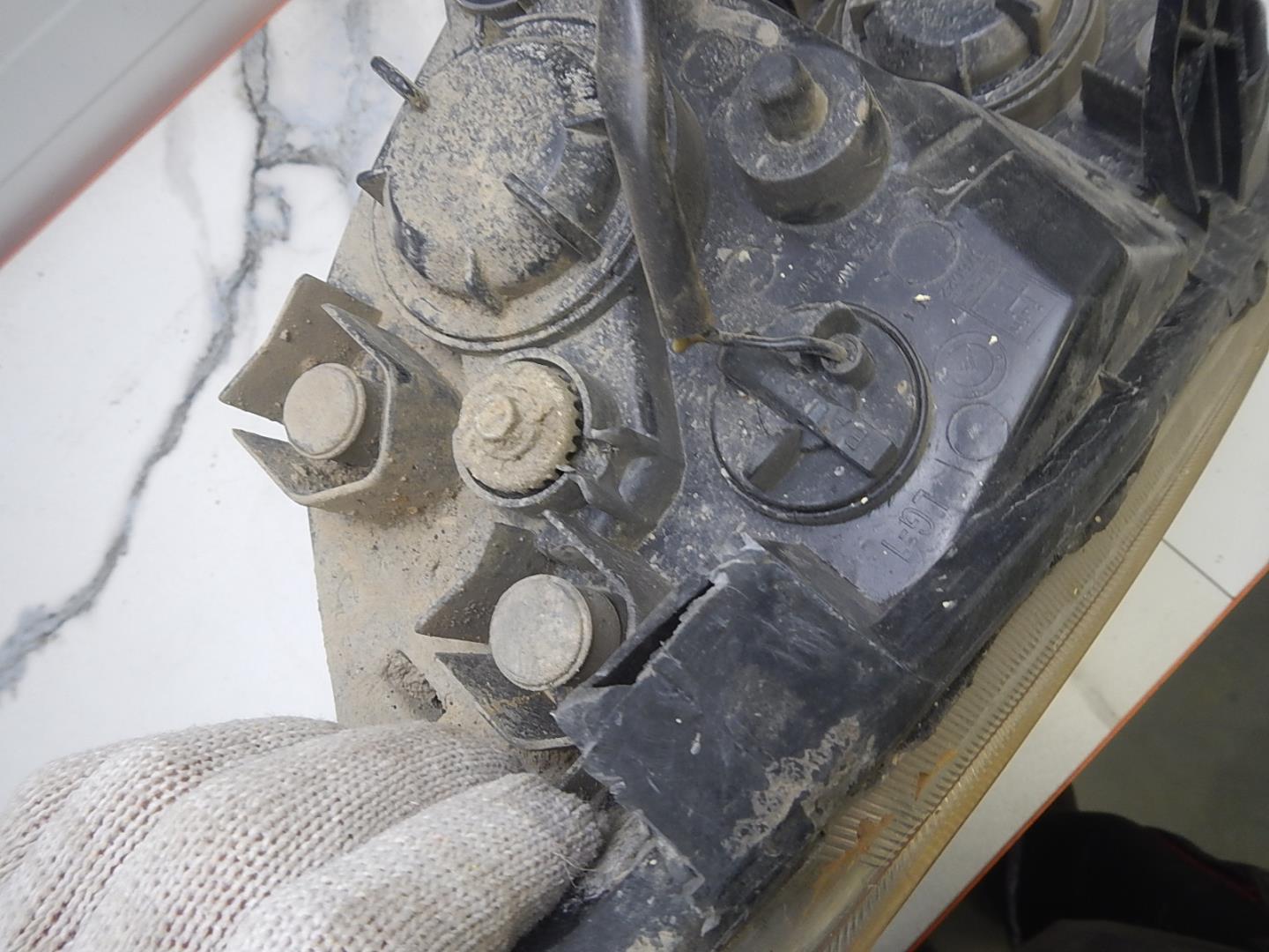 Фара правая