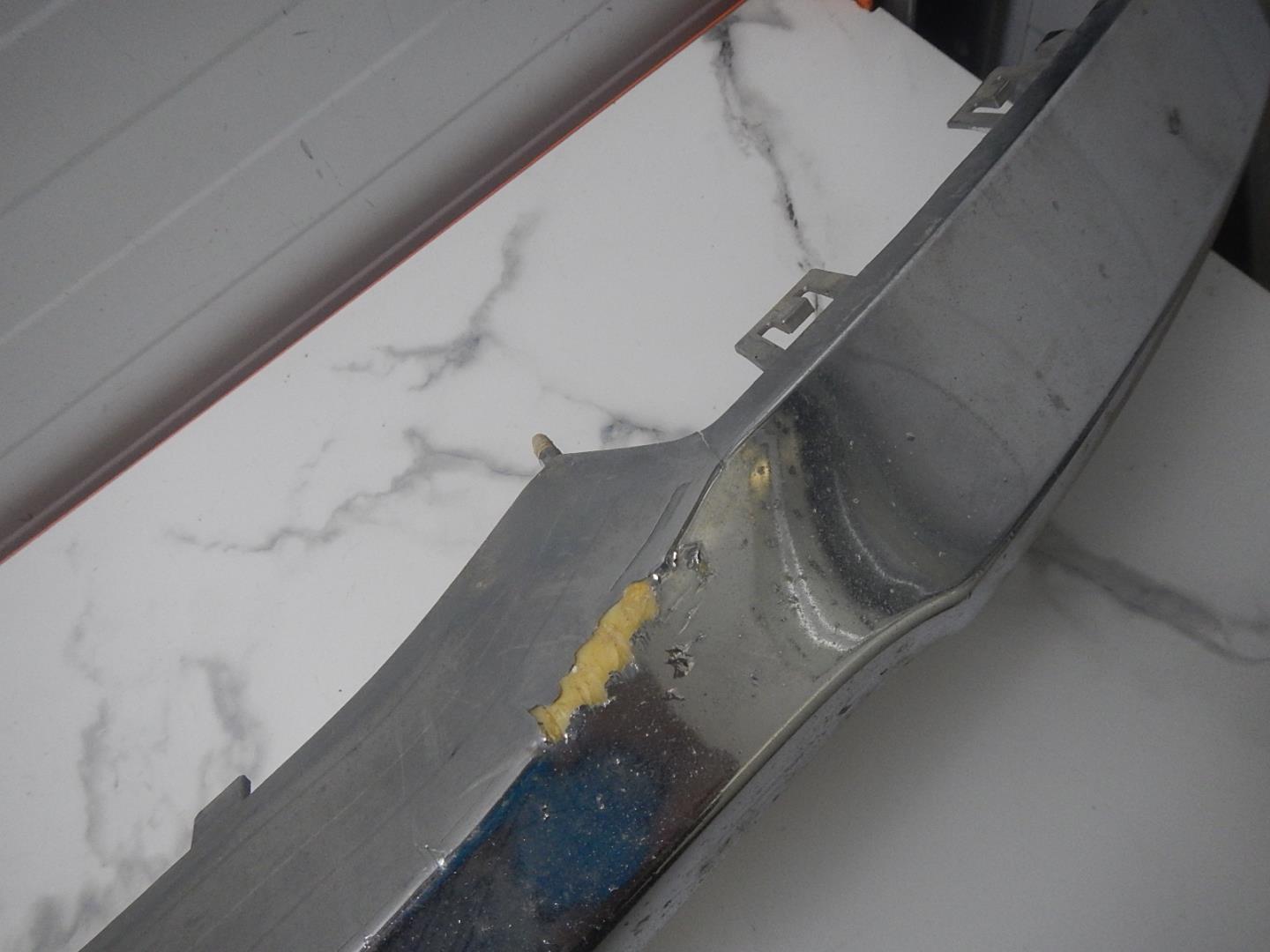 Накладка переднего бампера