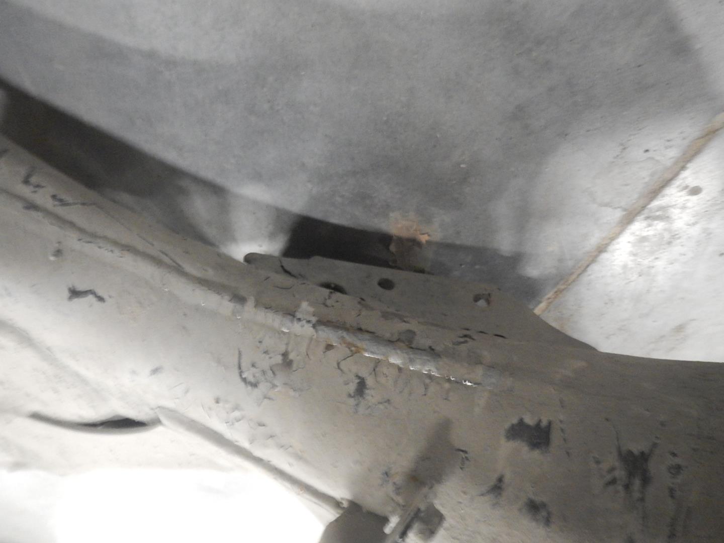 Балка задняя