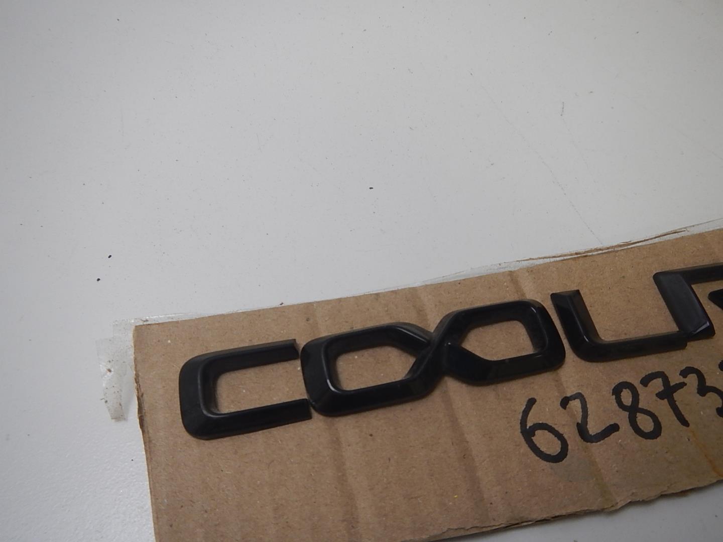 Эмблема на крышку багажника