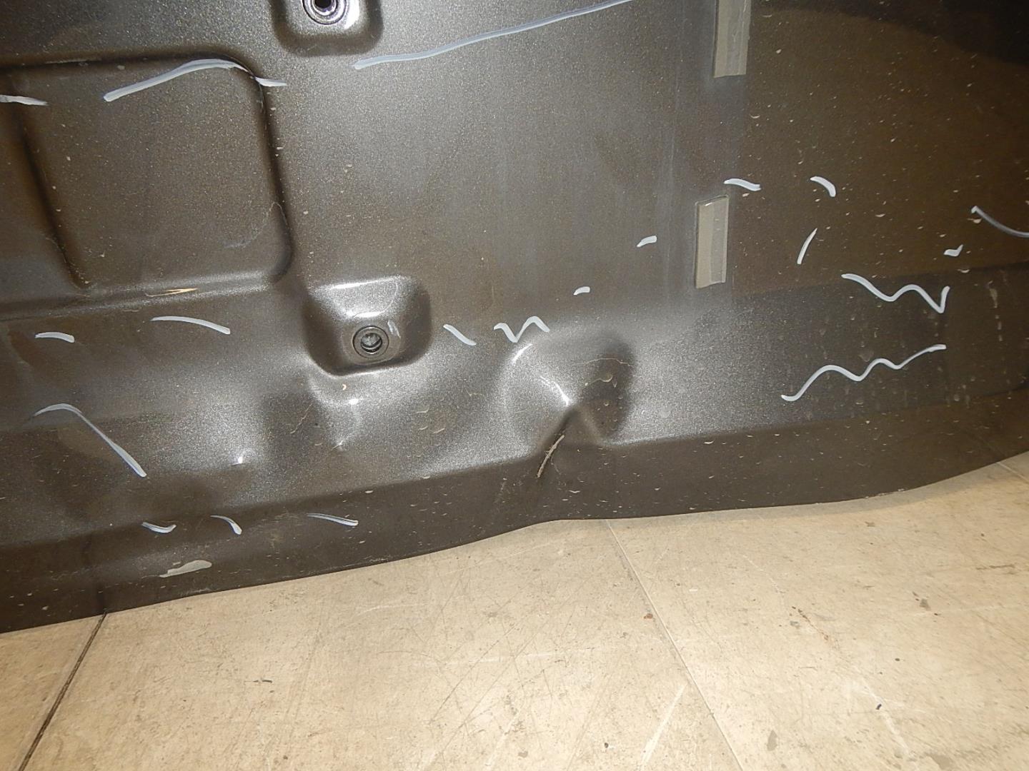 Дверь багажника