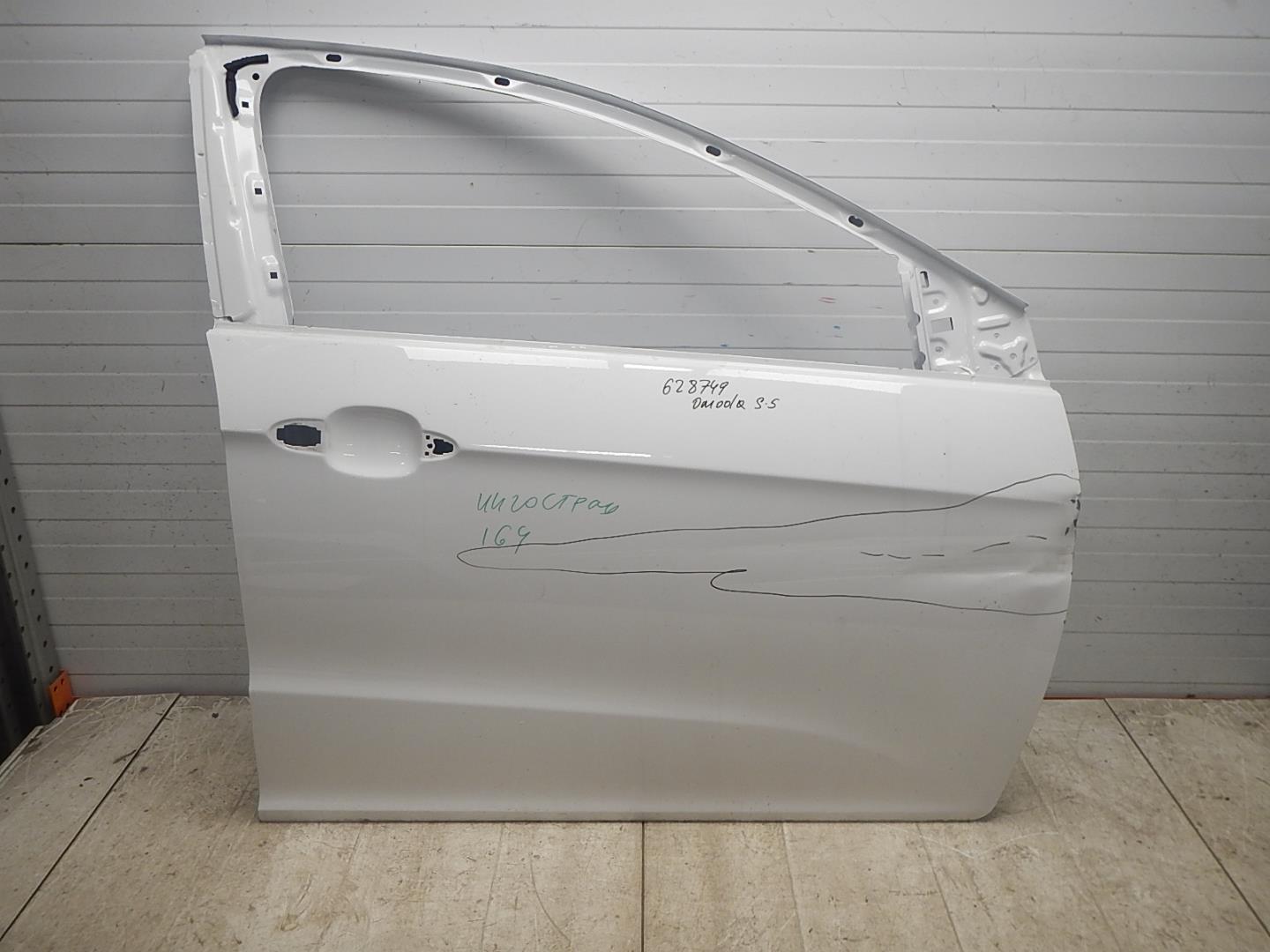 Дверь передняя правая