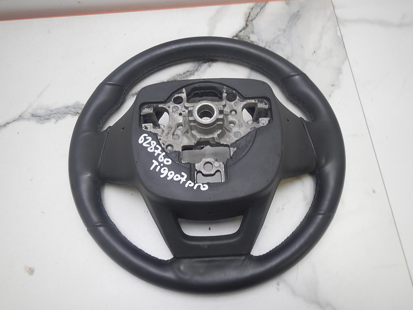 Рулевое колесо (руль)