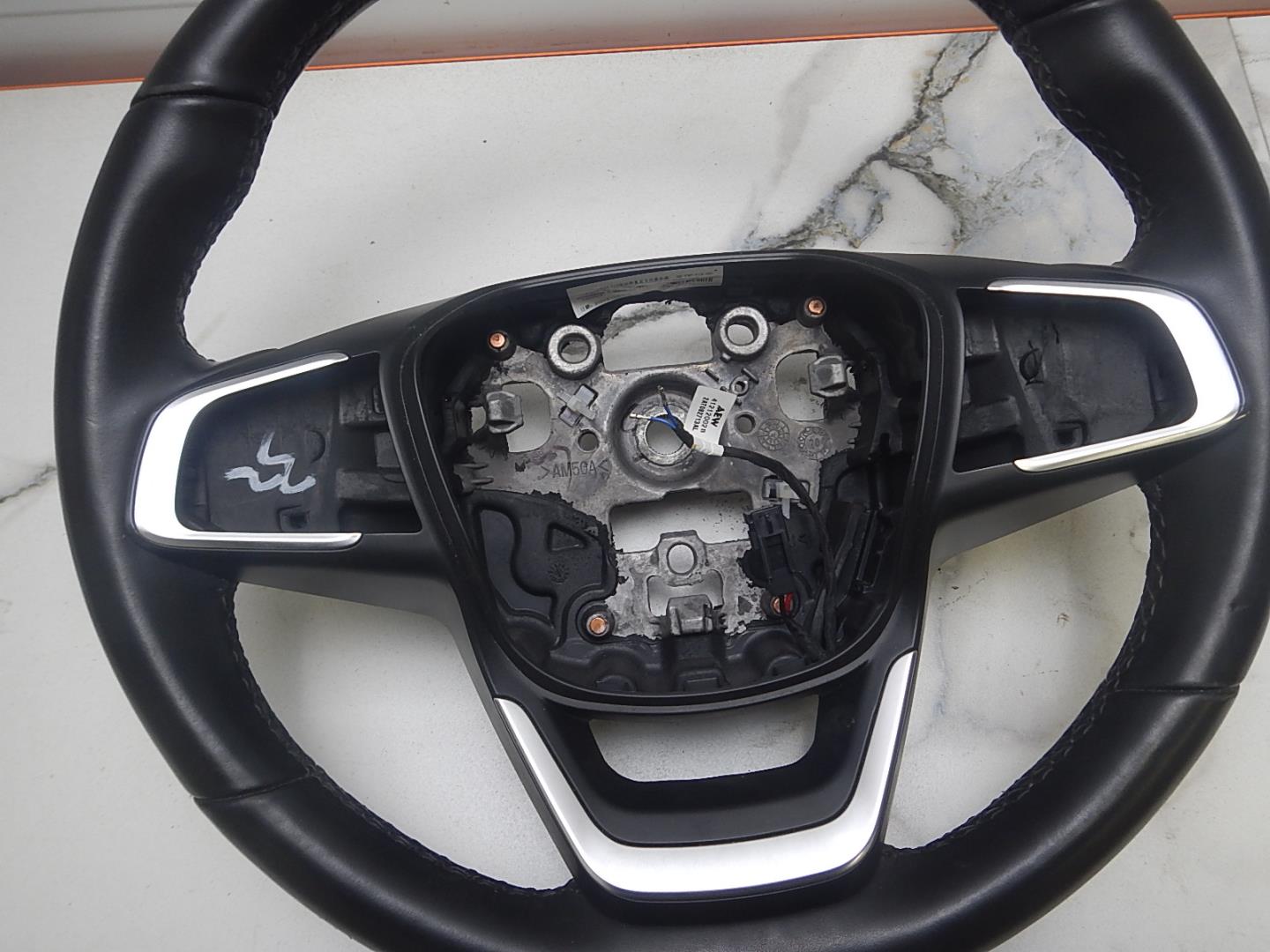 Рулевое колесо (руль)