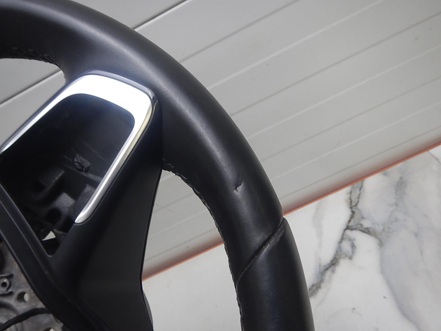 Рулевое колесо (руль)