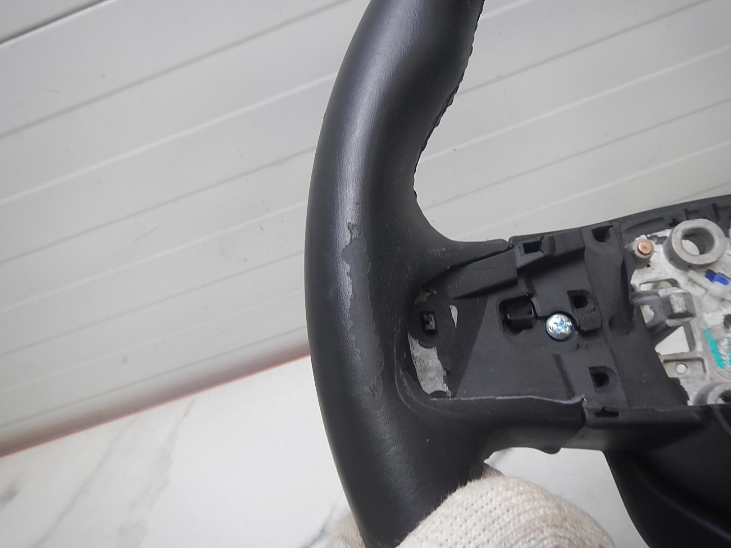 Рулевое колесо (руль)