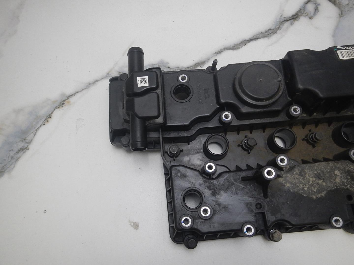 Крышка клапанная ГБЦ