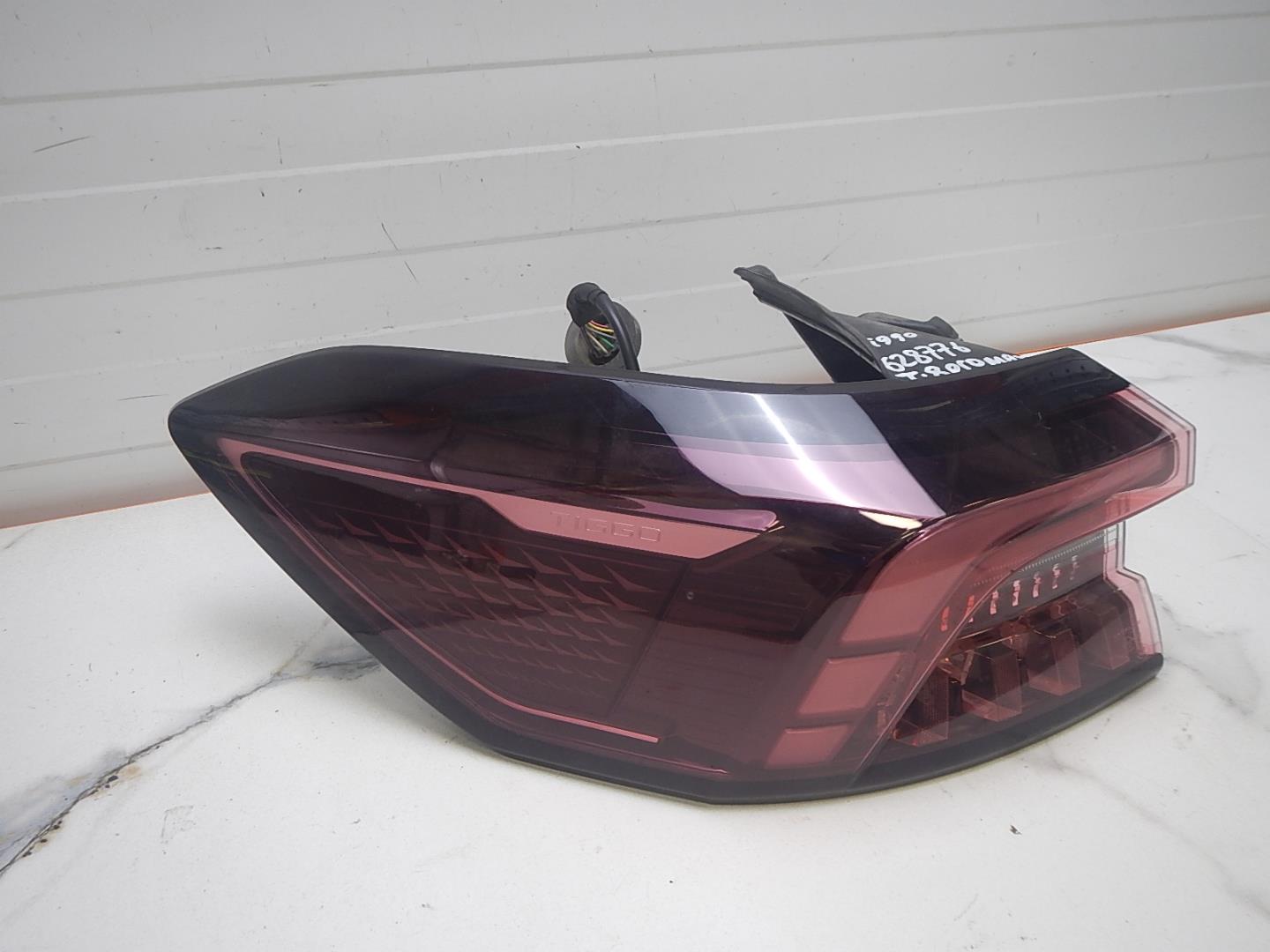 Фонарь задний левый