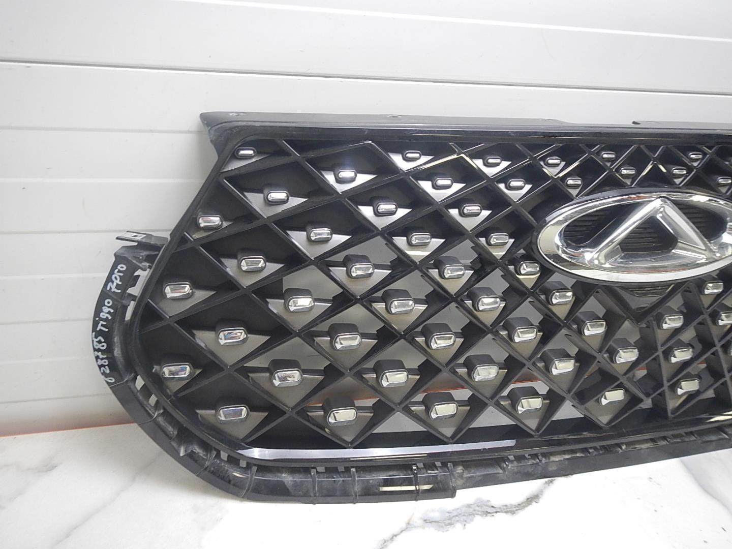 Решетка радиатора