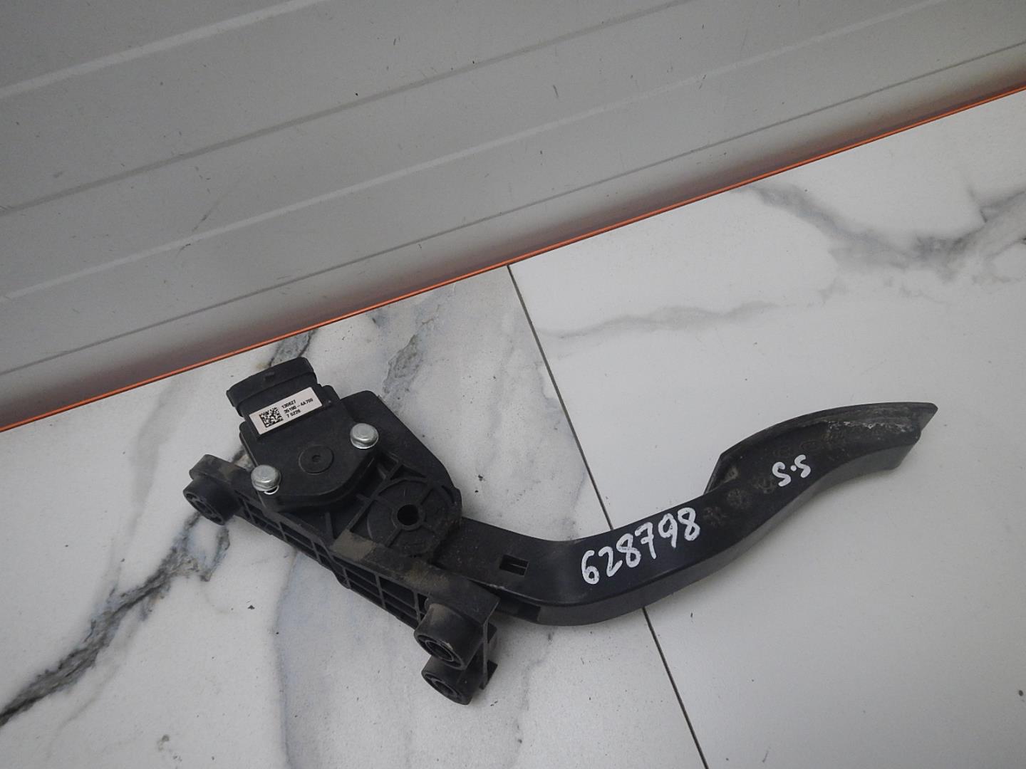 Педаль газа