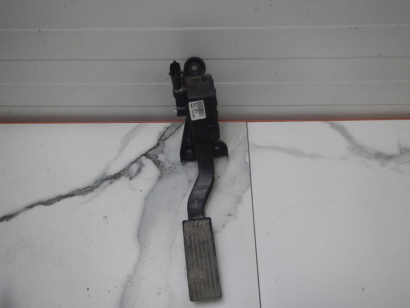 Педаль газа