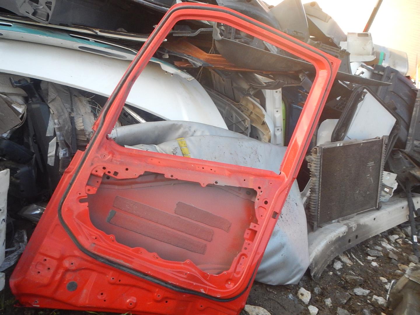 Дверь передняя правая