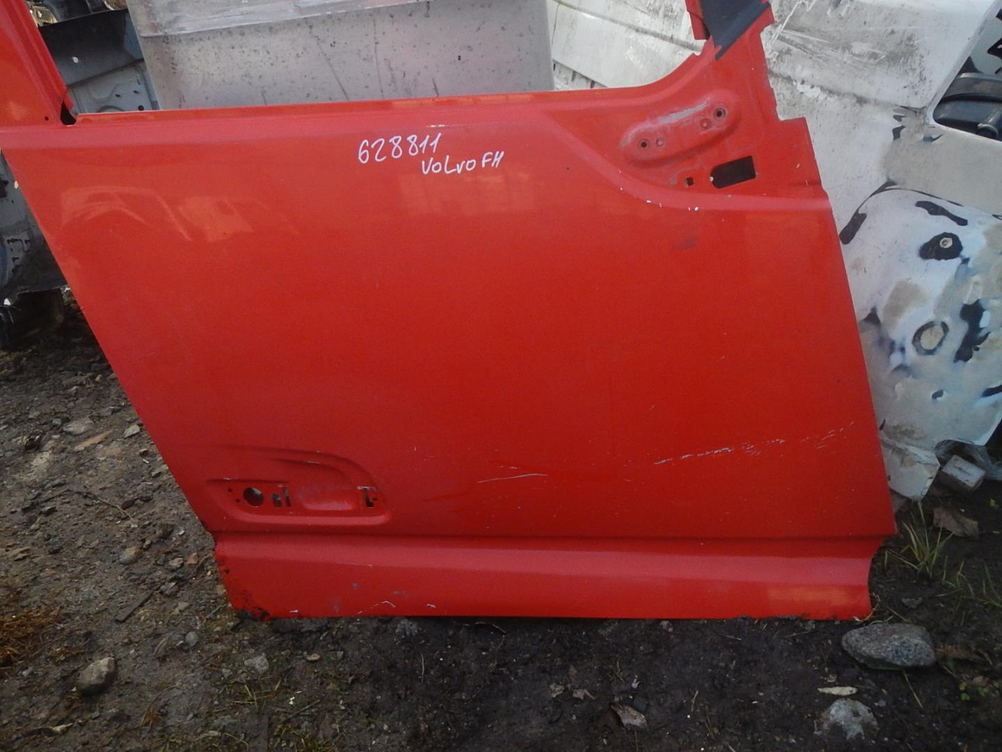 Дверь передняя правая